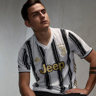 男双首登场，中国队连胜韩国、法国 ｜ 混团世界杯（混团世界杯：男双迎首秀，中国队连克韩国与法国）